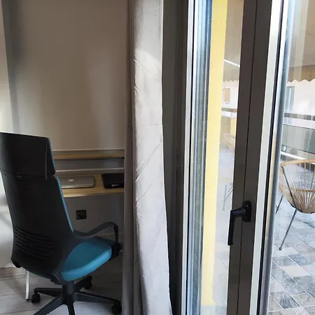 Homie Philemon Apartment Athens